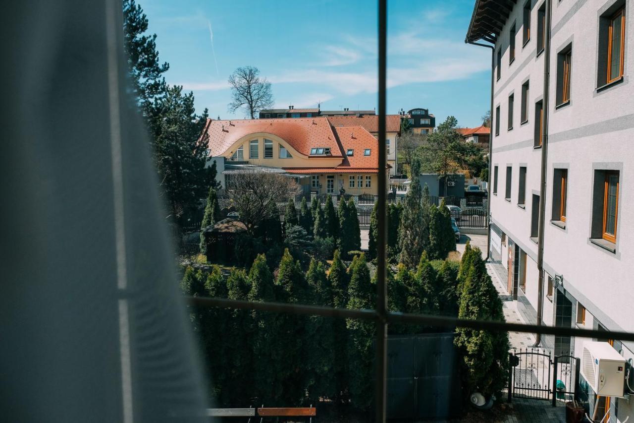 Pension Relish Rajecké Teplice Extérieur photo